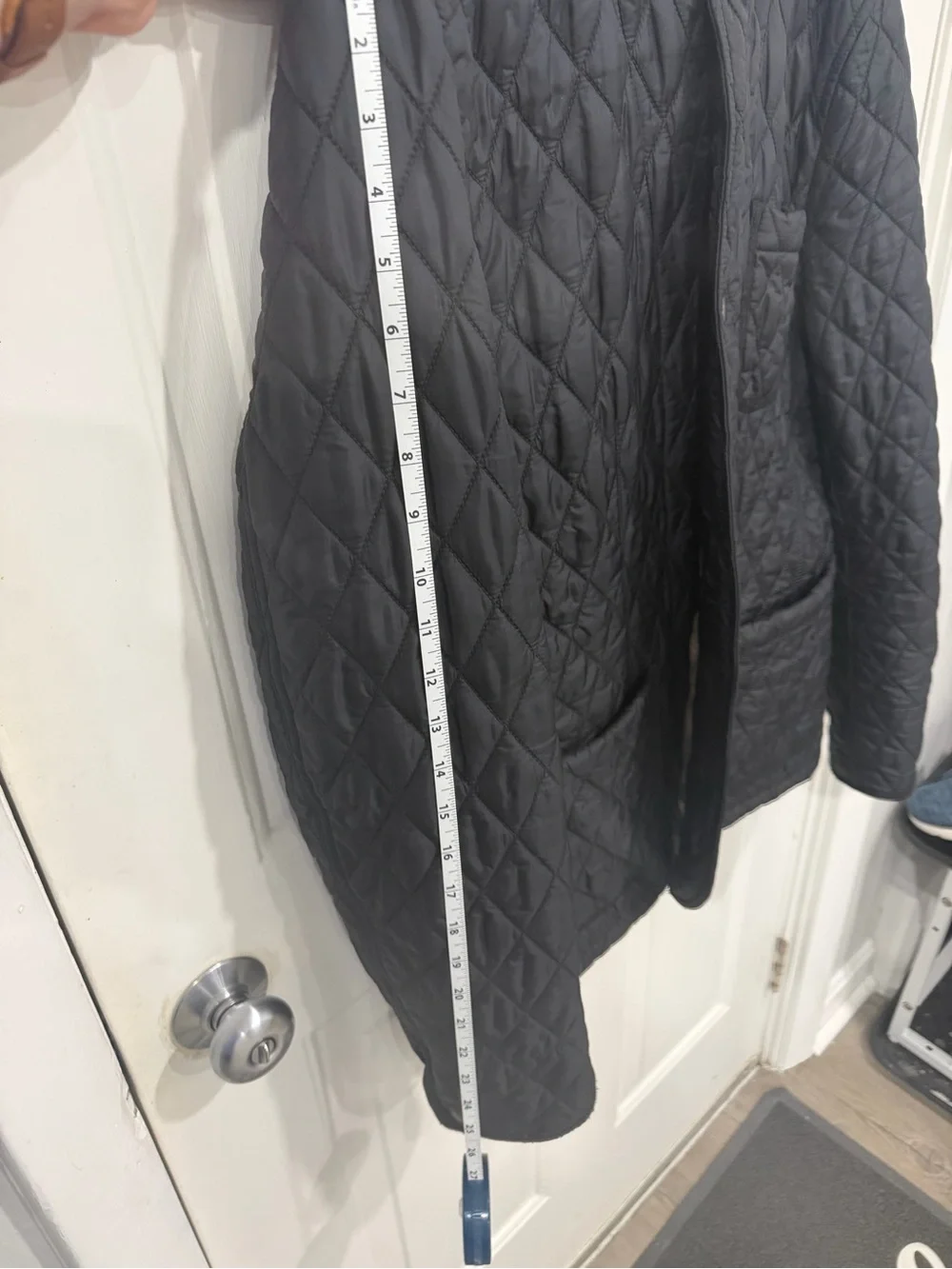 Men's Quilted Black Jacket with Plaid Trim